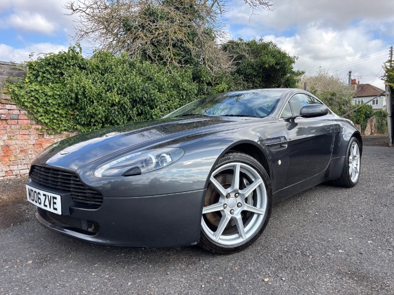 Aston Martin Vantage 4.3 V8 Coupe 2dr Petrol Manual Euro 4 380 bhp for sale in Longfield